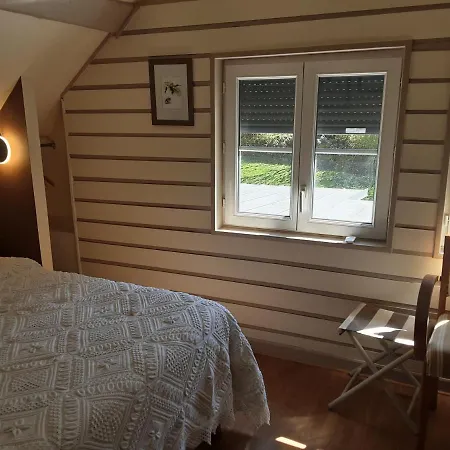 Le Clos Du Buisson Quarto em Acomodações Particulares Saint-Julien-de-la-Liegue