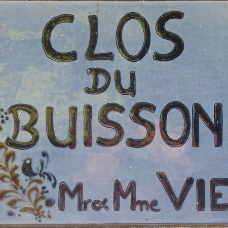 Le Clos Du Buisson Homestay Saint-Julien-de-la-Liegue