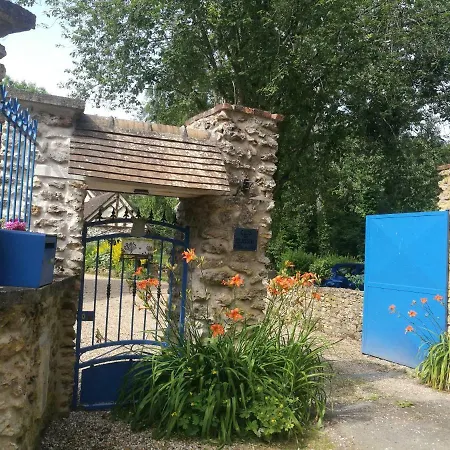 Homestay Le Clos Du Buisson Saint-Julien-de-la-Liegue